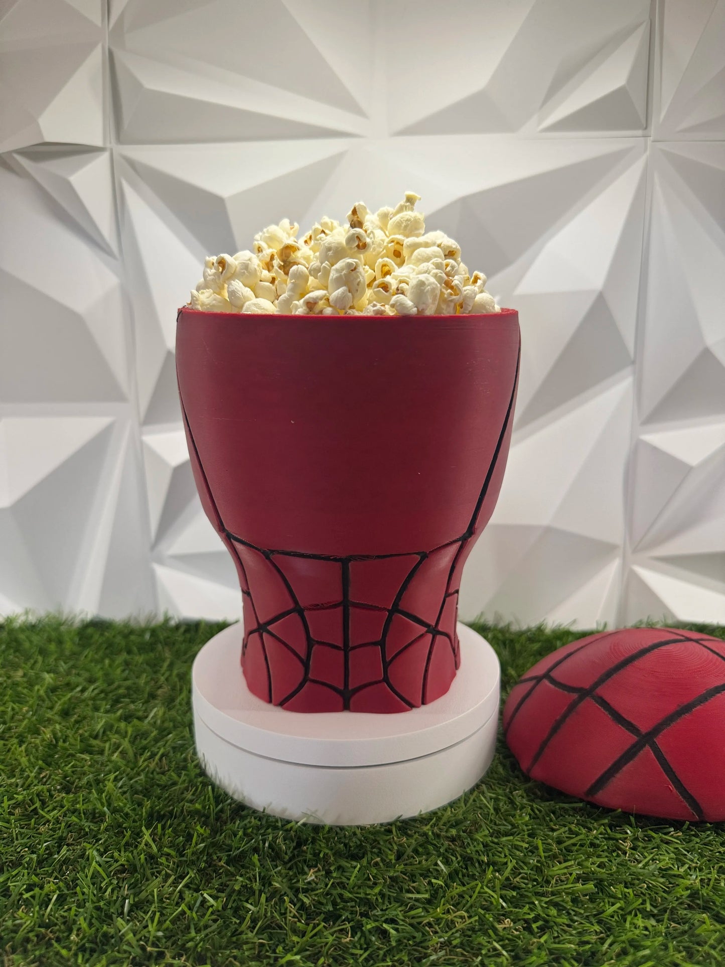 Ultimate 3D Spider-Man Popcorn Bucket & Collectible Bust.