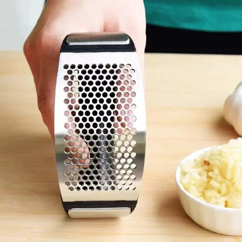 Manual Ring Black Vegetable Crusher