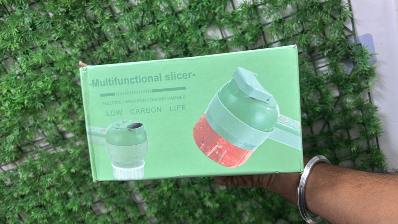 Kitchen Essentials Combo Premium 7-in-1 Portable Sealer, 3-in-1 Soap Dispenser, Rechargeable Juice Blender, Steel Chopping Board, Milk Frother, Multifunctional Slicer & Spray Oil Bottle