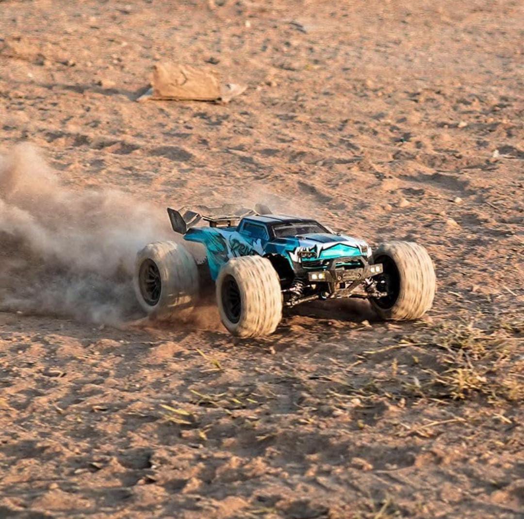 4WD Off-Road RC Car with Brushless Motor, 2.4Ghz Remote Control Monster Truck, LED Lights, Rechargeable Battery, Racing Buggy for Kids, Boys & Adults