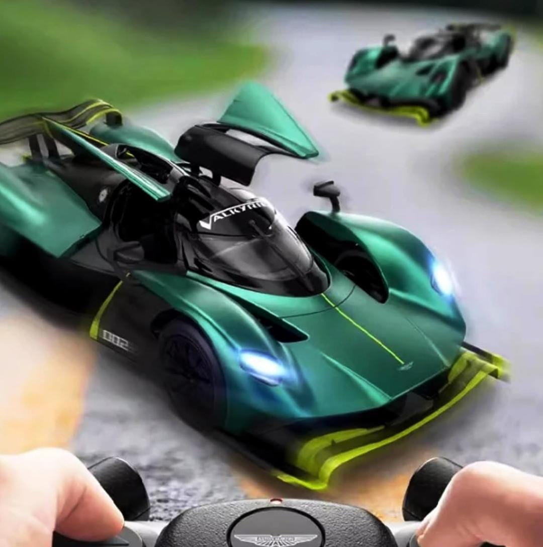 Aston Martin Valkyrie AMR Pro RC Car – 1:24 Scale Remote Control Hypercar (Green & Lime Variants)