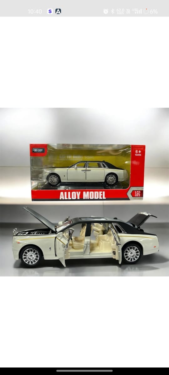 Rolls-Royce Phantom 1:32 Scale DieCast Model Car