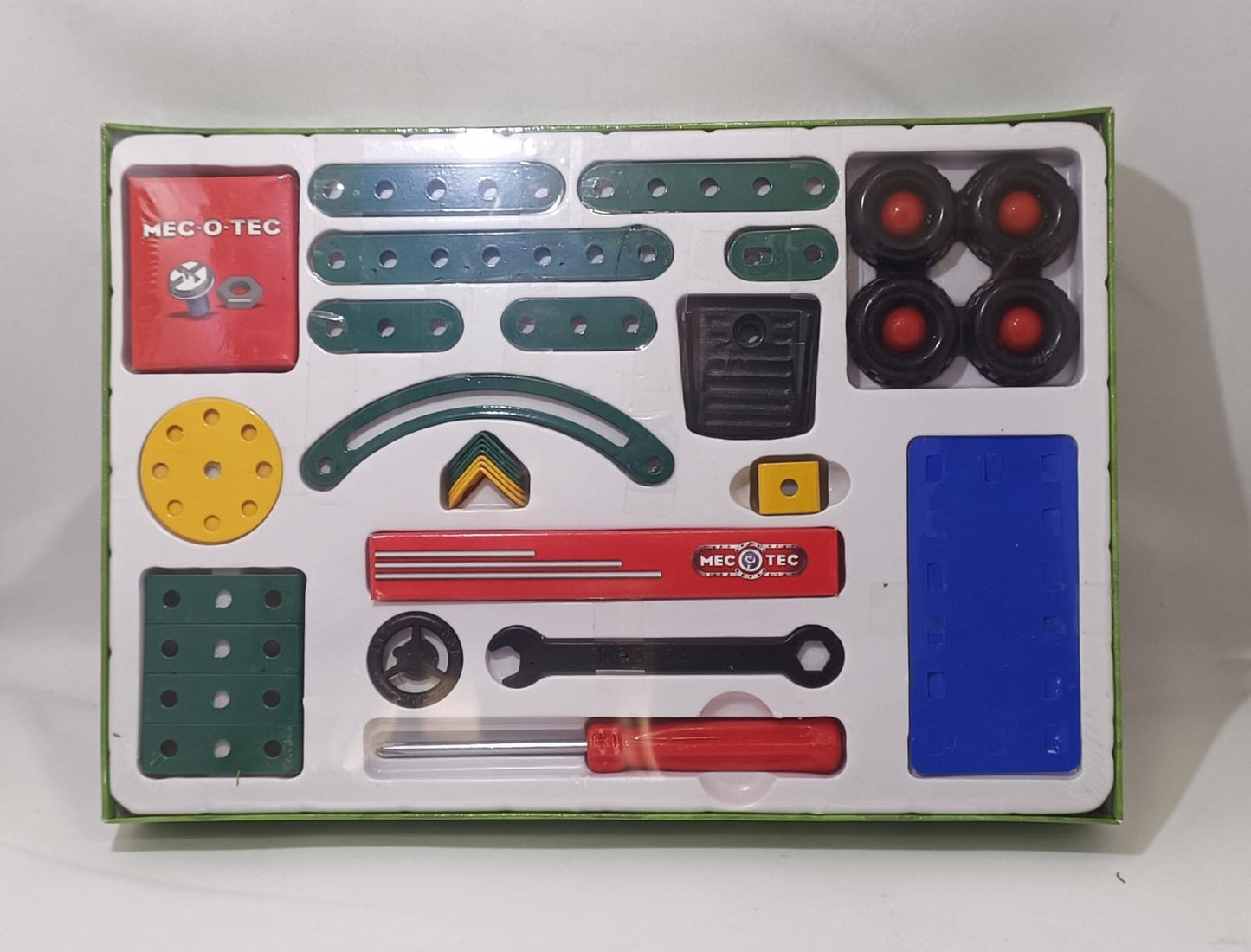 ToyBox Mec-O-Tec Military 1 Metal Construction Set