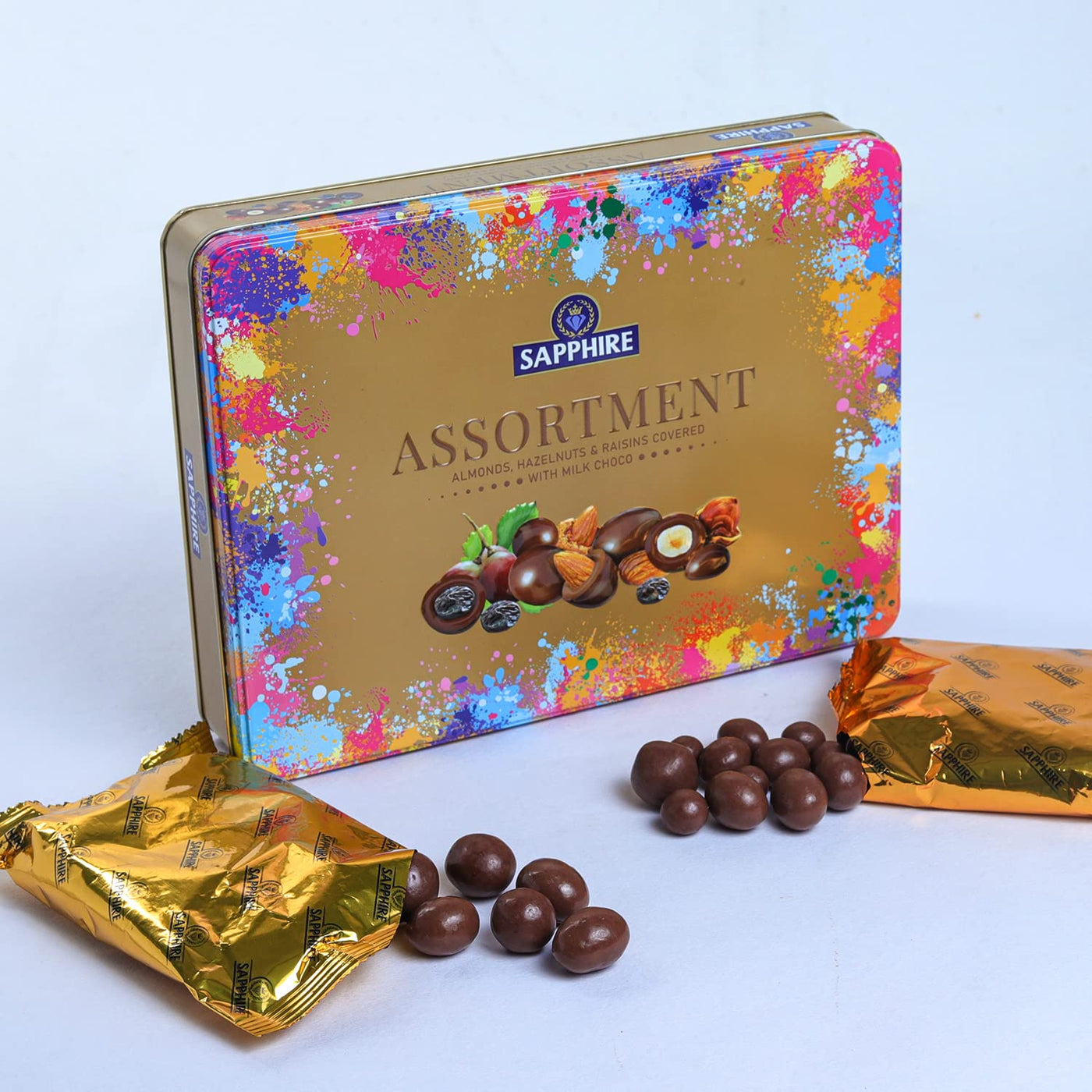 Sapphire Assortment - Almonds, Raisins, Hazelnuts covered in Milk Chocolate 350g