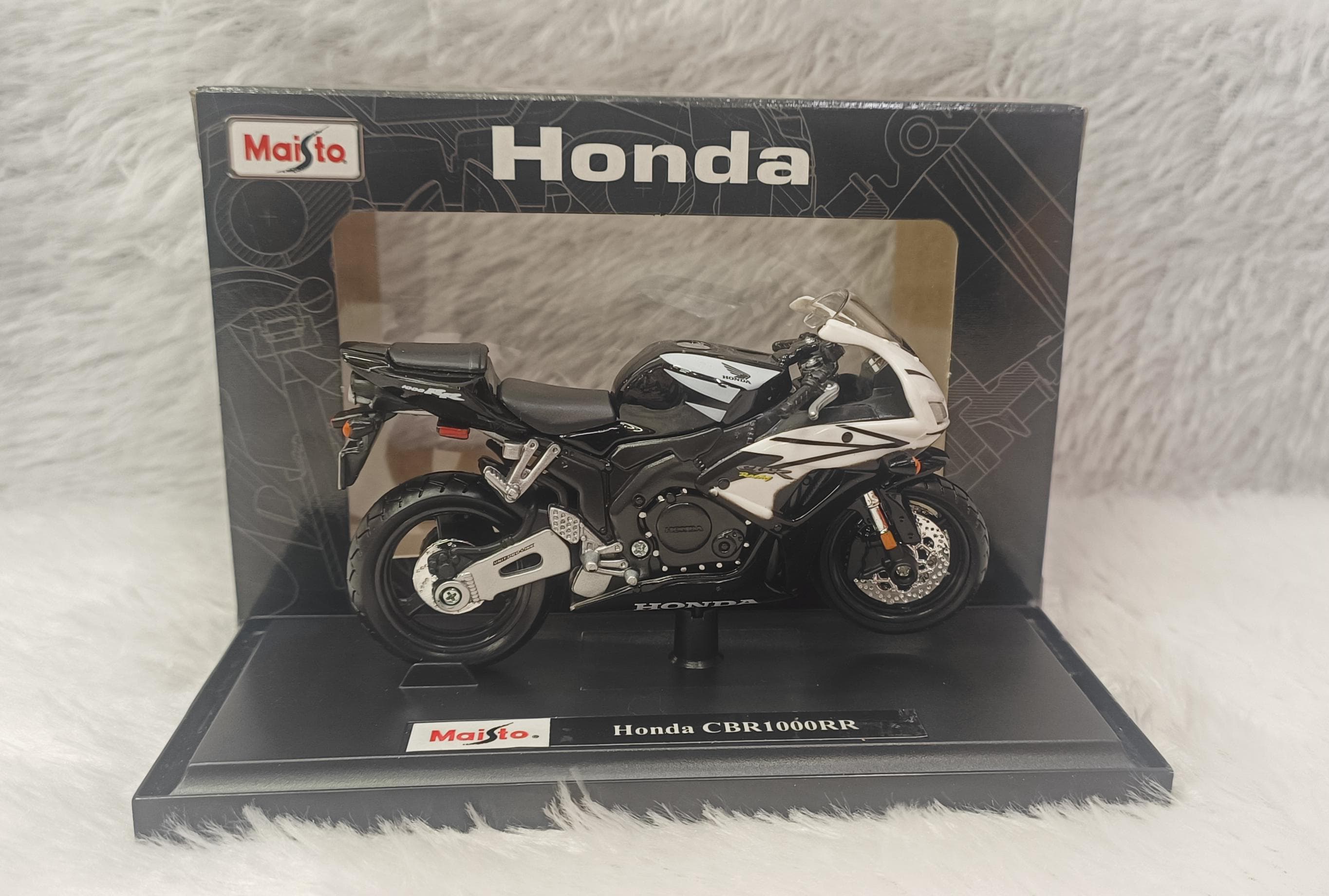 Maisto Honda CBR1000RR Diecast Model - 1:12 Scale