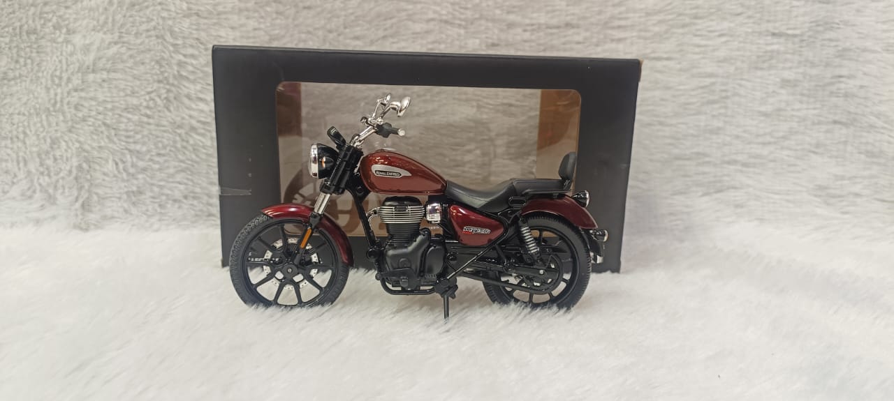 Royal Enfield Meteor 350 Diecast Model – 1:12 Scale