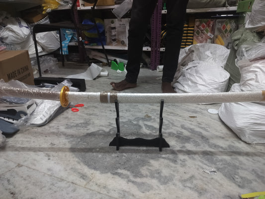 White Dragon Katana Sword – Cracked Ice Pattern with Golden Guard with light