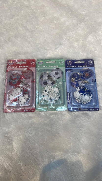 Puzzle Sphere Keychain - 24-Piece Mini 3D Puzzle with Sports Theme