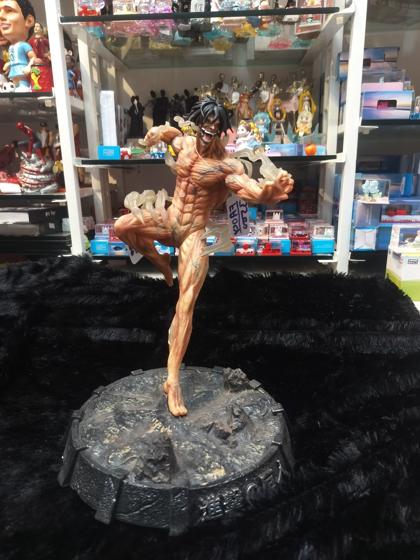 Eren Yeager Attack Titan Figure – AOT Transformation PVC Statue