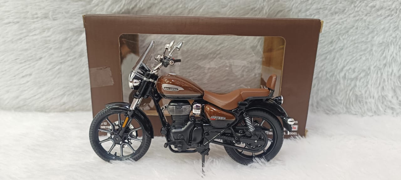 Royal Enfield Meteor 350 Diecast Model – 1:12 Scale