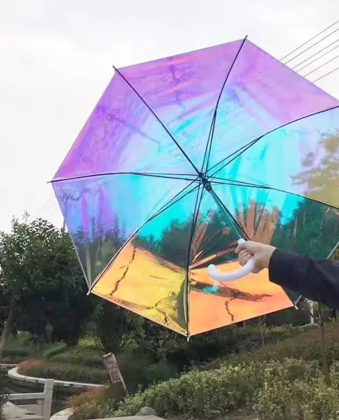HOLOGRAPHIC UMBRELLA// FOR RAIN LOVERS//