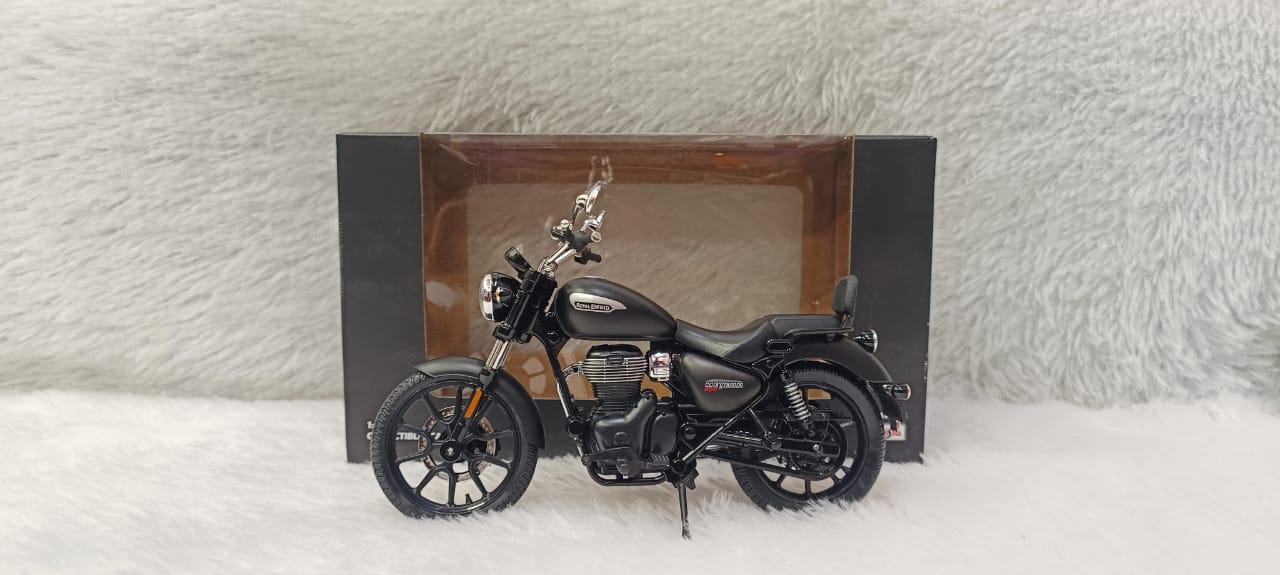 Royal Enfield Meteor 350 Diecast Model – 1:12 Scale